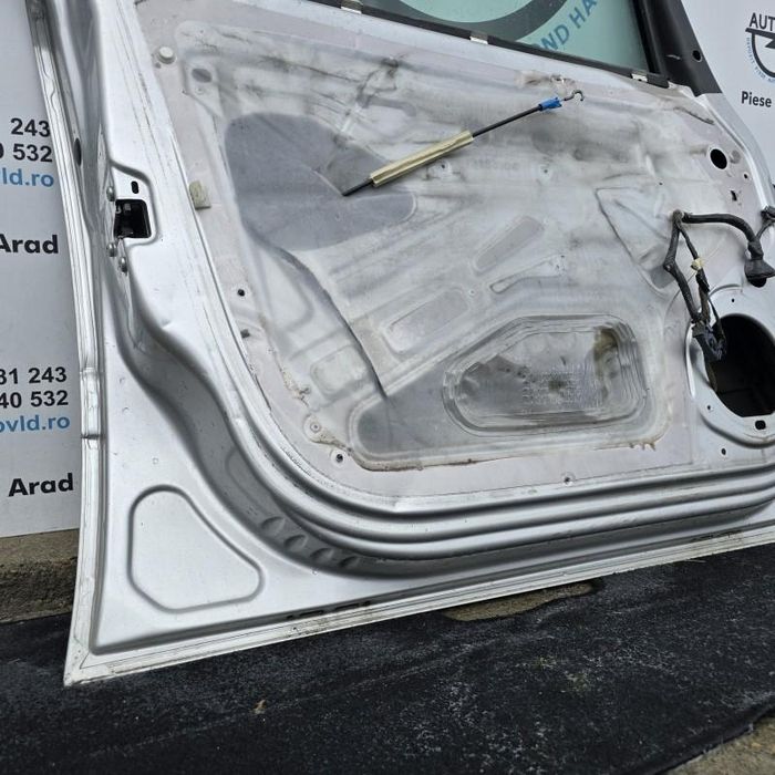 Portiera usa stanga fata Opel Zafira B Facelift