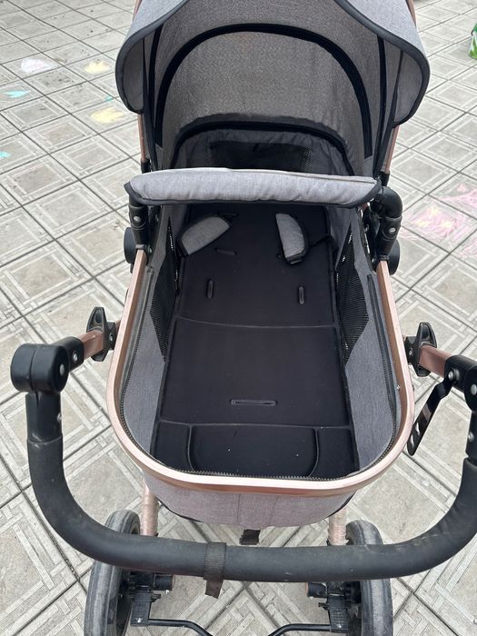 Коляска детская продается