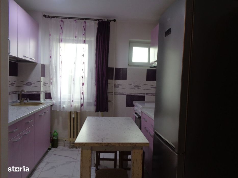 Apartament 2 camere decomandat 60 mp etaj 2 Podgoria la cheie