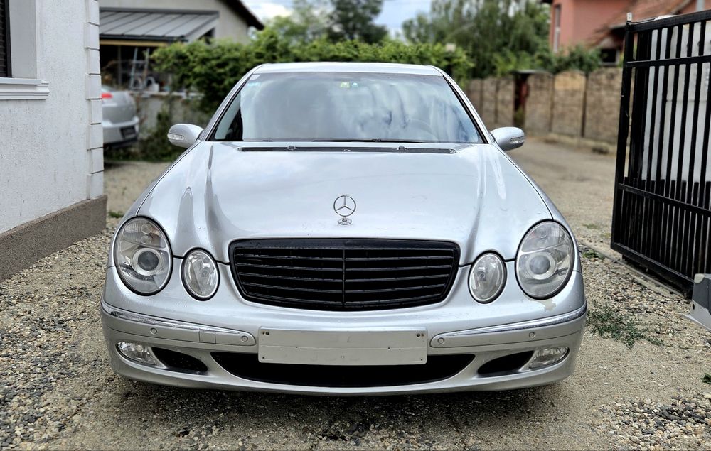 Mercedes-Benz E220cdi Manual