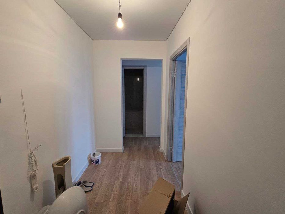 продам 2 ком квартиру в центре