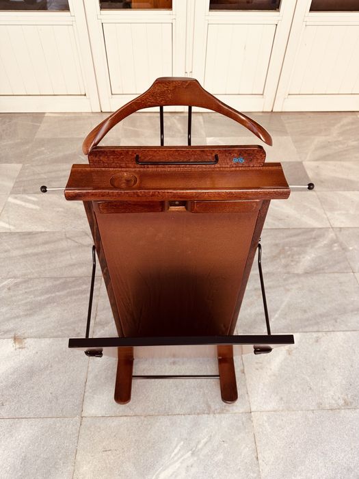 Италианска стойка за дрехи ARIS – масивно дърво (valet stand)