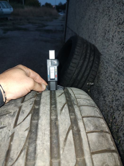 Комплект летни гуми "Bridgestone", свалени от спорт пакет