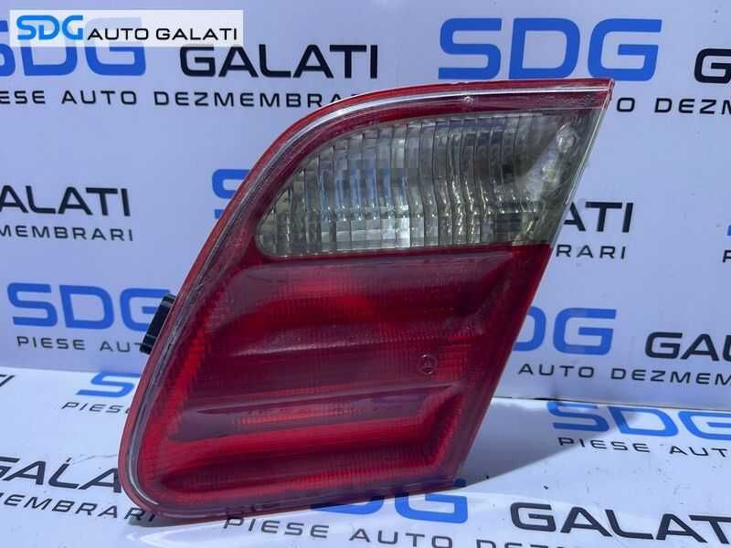 Stop Lampa Tripla Dreapta Capota Portbagaj Mercedes W210 Clasa E Class Berlina Sedan 1998 - 2002 Cod A2108203864