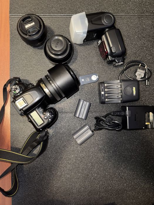 Nikon D7500 + 3 Obiective + Blitz SB-910 + Accesorii | Kit complet