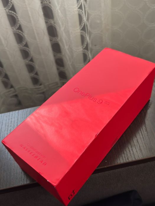 Продам one plus 9
