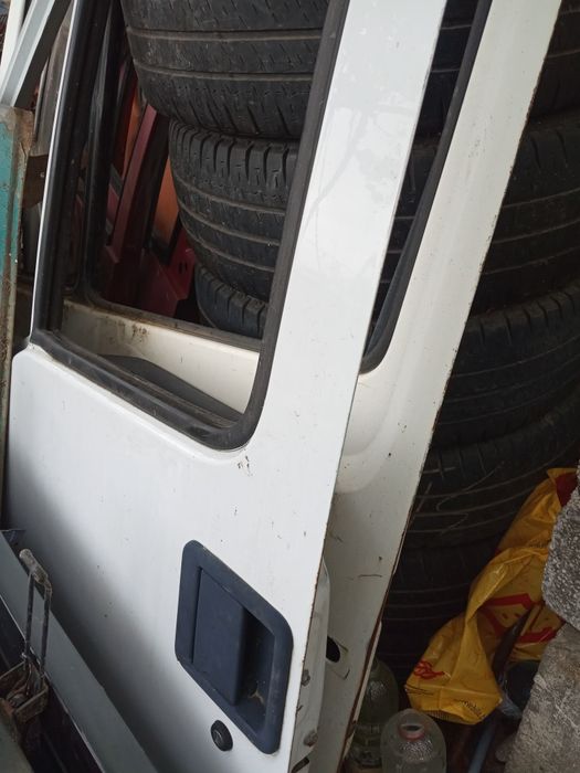 Врати за микробуси различни модели