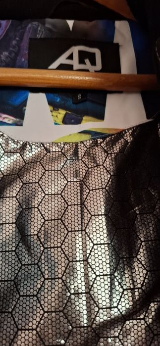 Продам горнолыжный костюм