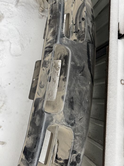 Субару бампер передний