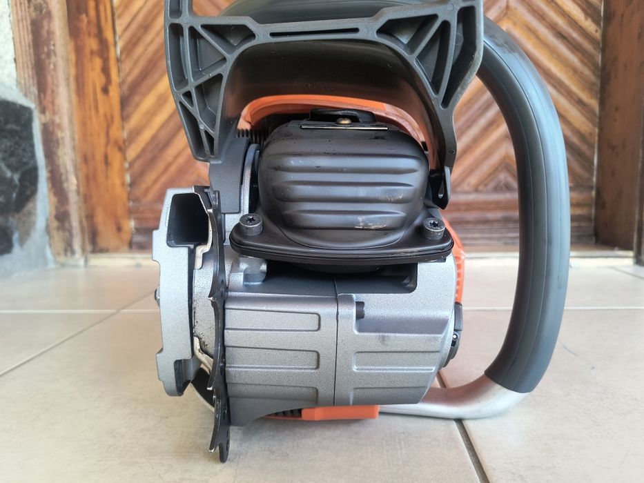 Drujbă Husqvarna 572 nouă ,în garantie