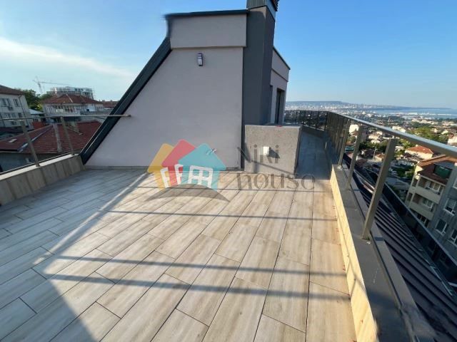 Продава се Четиристаен апартамент в Варна, Аспарухово - 187 кв.м за 1027 €/кв.м - Снимка #2