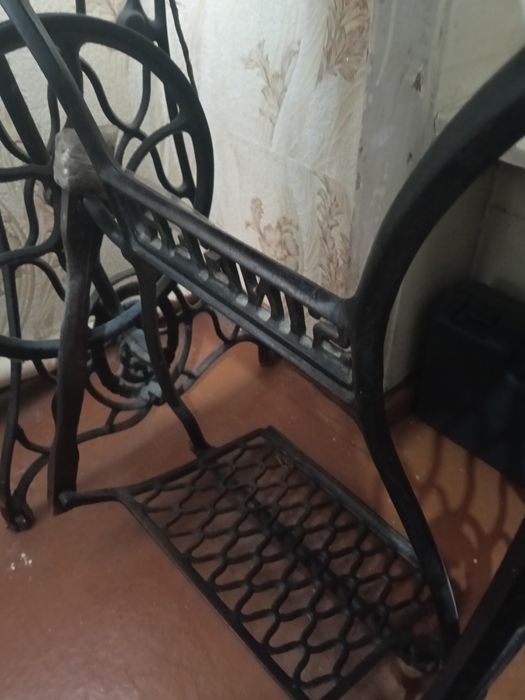 Продам швейную машину. Зингер