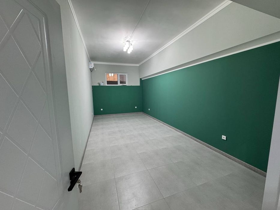 Аренда офиса на улице Мухтумкули цокольный этаж 75 кв