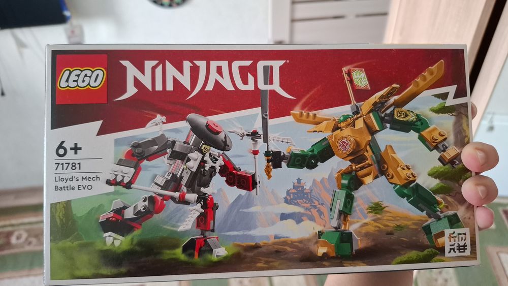 Продам лего срочно!!