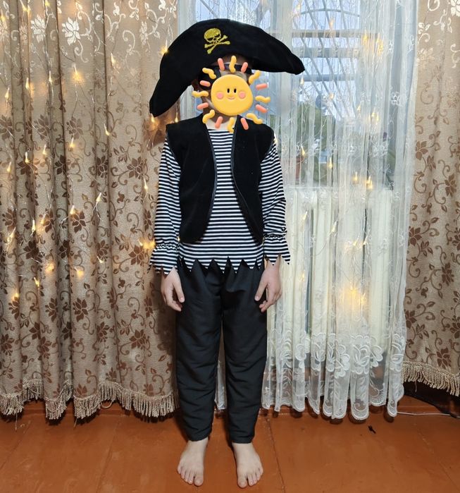 Продам костюм Пирата