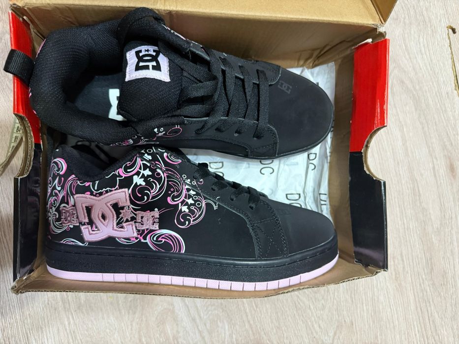 Кроссовки Dc shoecousa 38,39 размеры