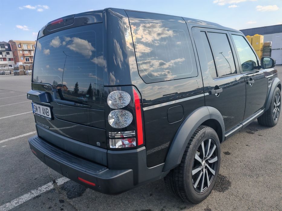 Land Rover Discovery 4