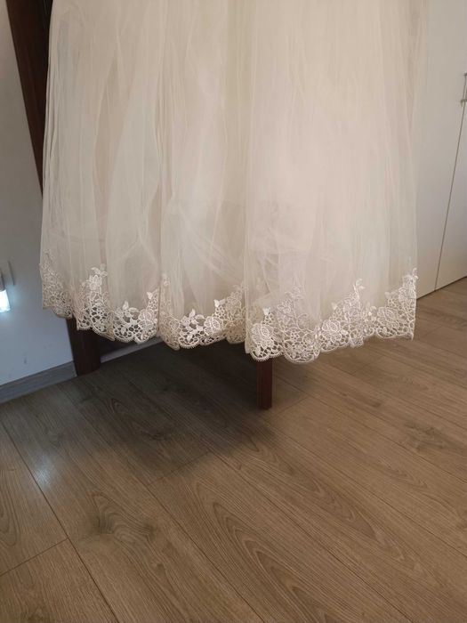 Rochie mireasa tip printesa