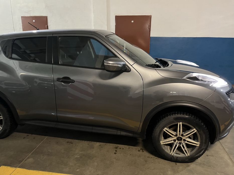 Продам машину 2014 года