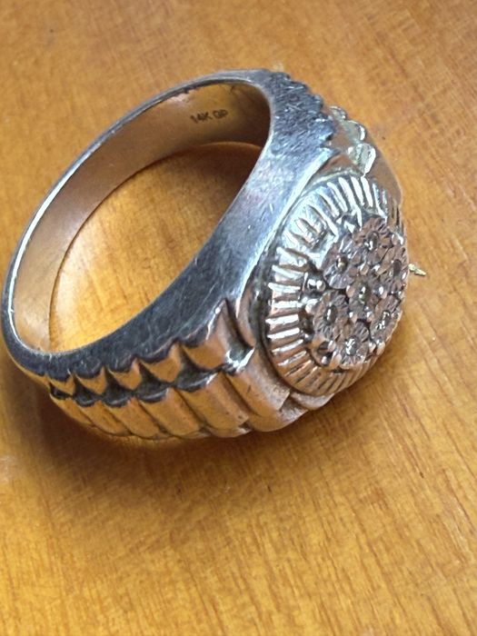 Inel stil Rolex argint aur si diamante