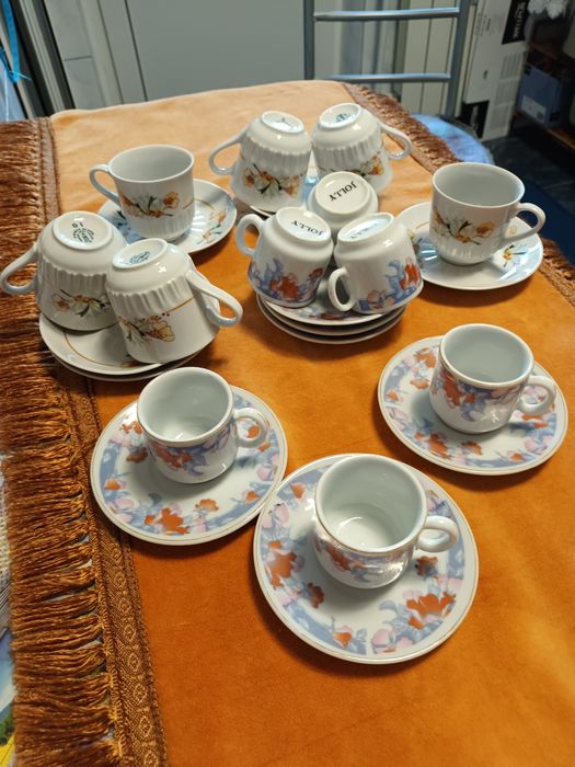 Ceșcuțe cu farfurioare!