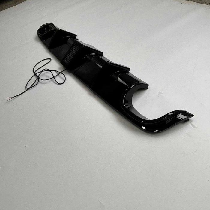 Дифузьор за задна броня за БМВ Е39 М5  Мтехник BMW E39 M5 MTechnik LED