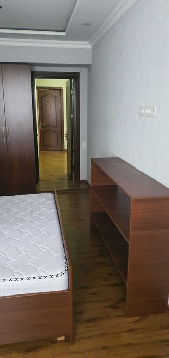 Ц 4, Ц4, Кашгар, Алайский 3/8/9 галерейка с ремонтом. 100 000 у.е.