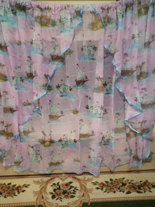 Шторы в детскую комнату