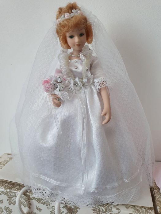 Куклы коолекционные  подарочные разные