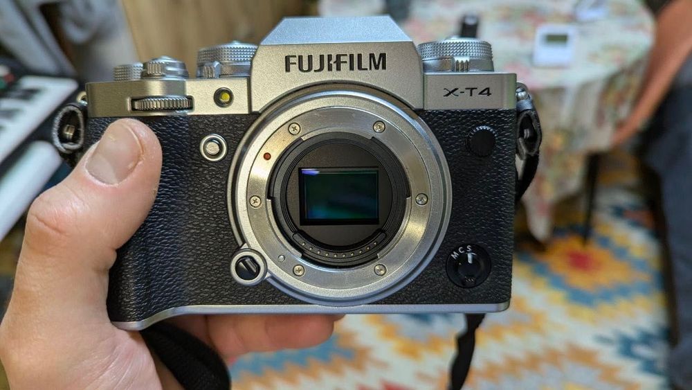 Fujifilm X-T4 + подарок от меня