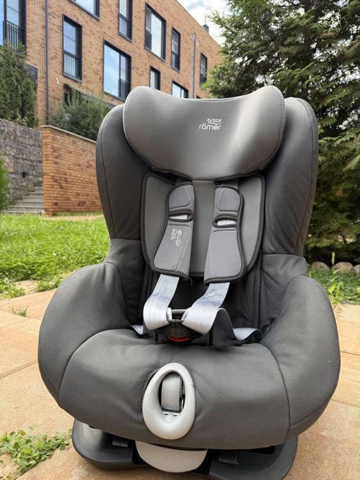 Britax Roemer King II Black Series (Storm Grey)