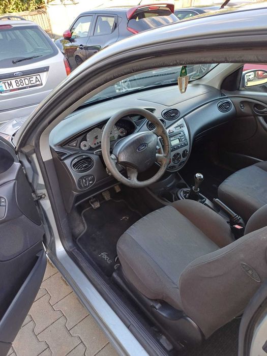 FORD Focus 2001 — imagine 5
