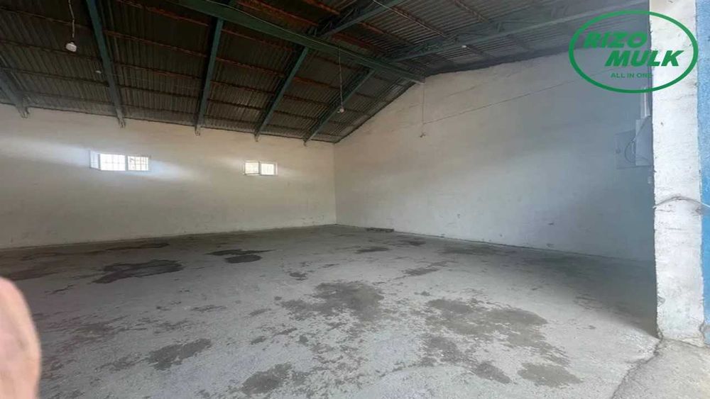 ХХХ  Склад 1000 м2 с Жд ветка цена 55000 сум Жоми