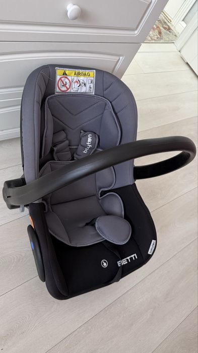 Детское кресло новое