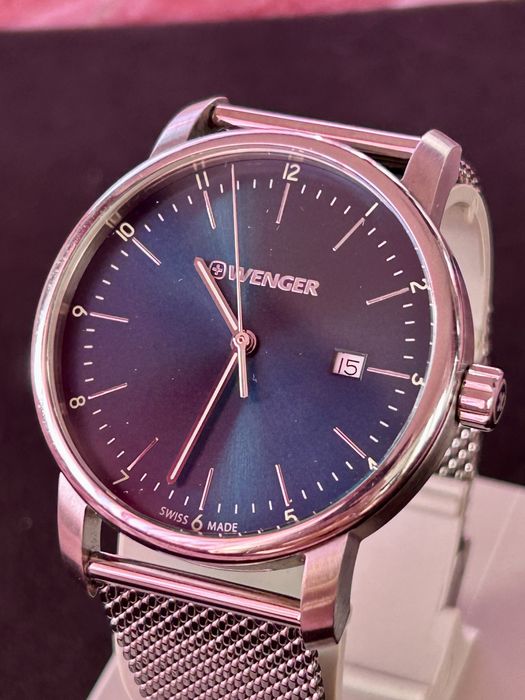 Висококачествен швейцарски кварцов часовник WENGER