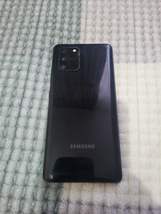 Продам Самсунг С 10лайт