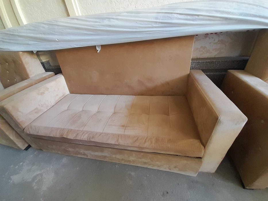 Диван трансформер с двумя креслами