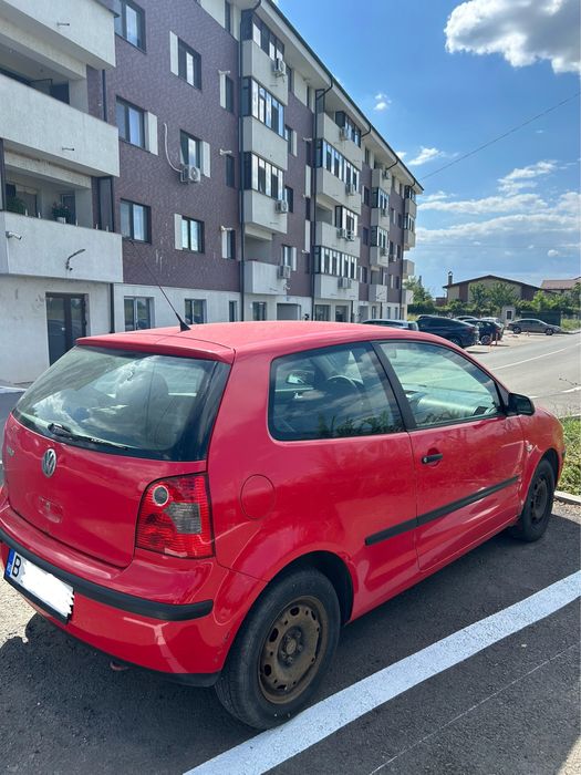 VOLKSWAGEN Polo