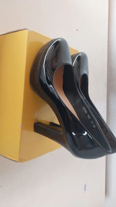 Туфли сатамын 37