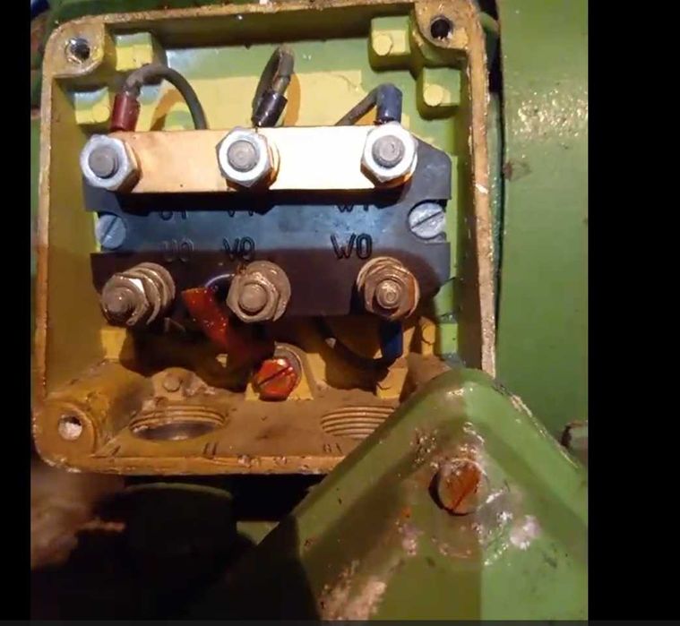 Vand motor trifazat 5.5 kW cu legaturi stea