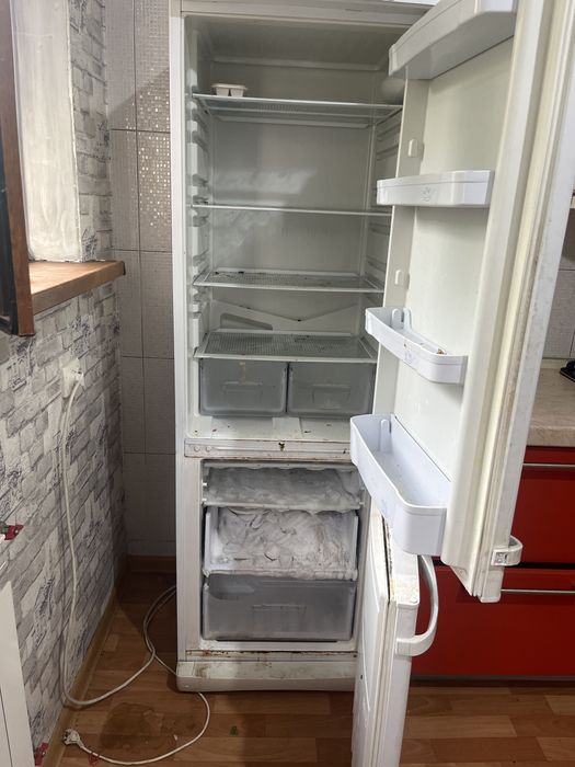 Продается холодильник