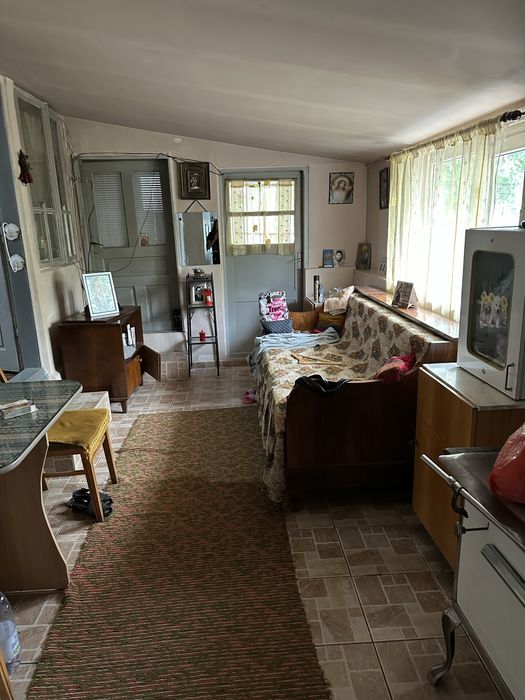 Vand casa batraneasca + teren Ograzile, Merei