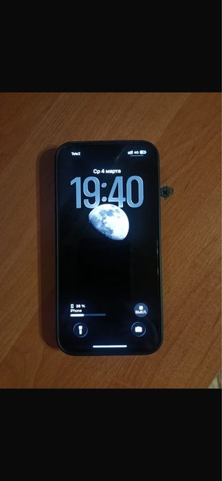 Продам айфон 14 128