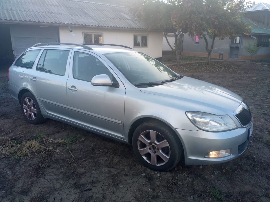 SKODA Octavia 2011 — imagine 3