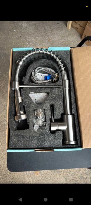 Baterii bucătărie chiuveta