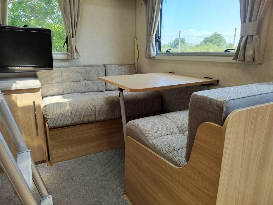 Каравана Coachman Amara 570/6, модел 2018 година
