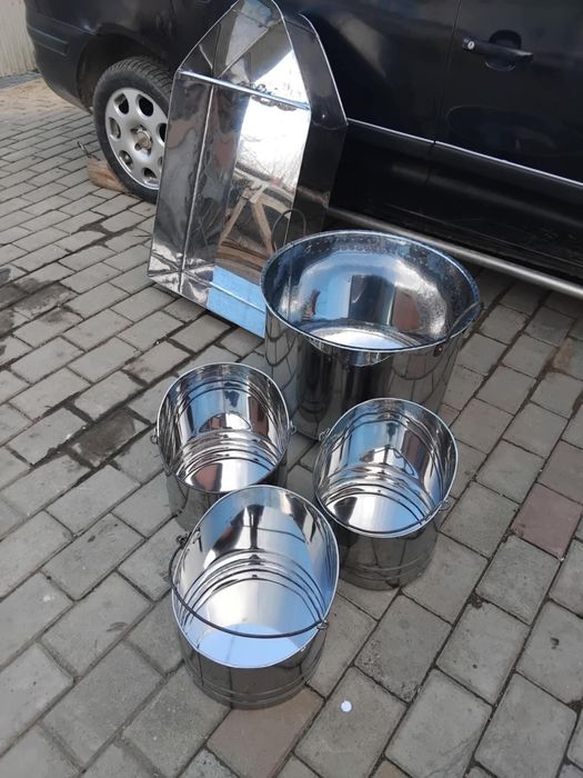 Vând crinte gălețile