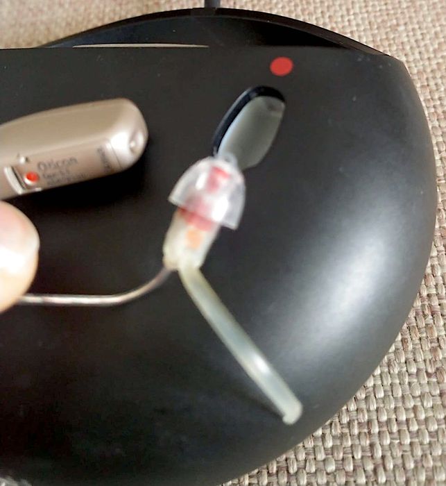 Oticon OPN S1 aparat auditiv cu stație de încărcare