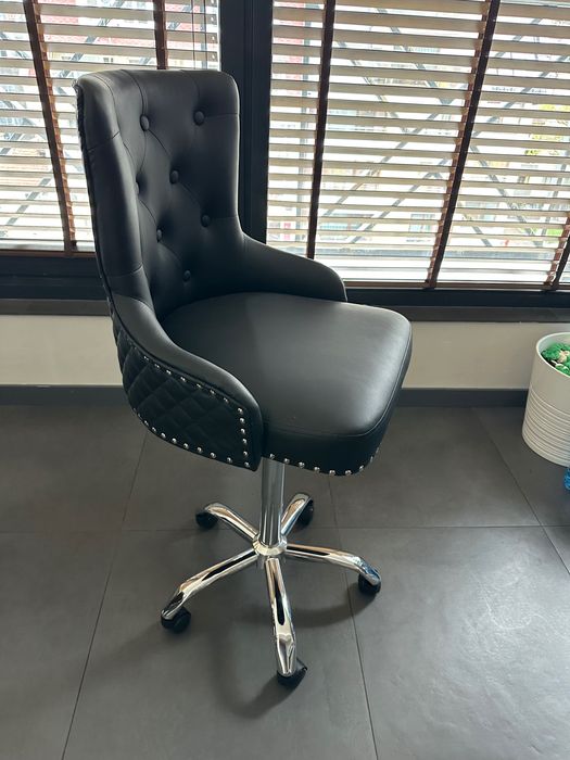 Висок стол на колелца Lyon с 24м гаранция и безплатна доставка до офис