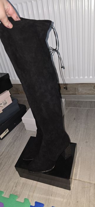 Cizme negre peste genunchi mărimea 39